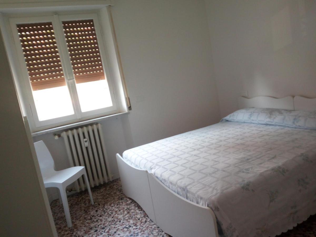 Bandello Apartment - A Due Passi Dal Centro Pavia Bagian luar foto